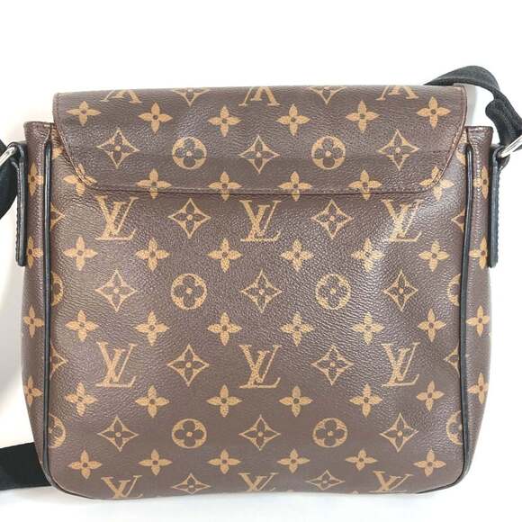 LOUIS VUITTON Authentic Black Monogram Canvas Messenger Shoulder Bag - Picture 2 of 16
